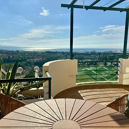 Classy Flat W/ Impressive Views Apartment *