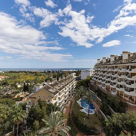 Classy Flat W/ Impressive Views * Marbella