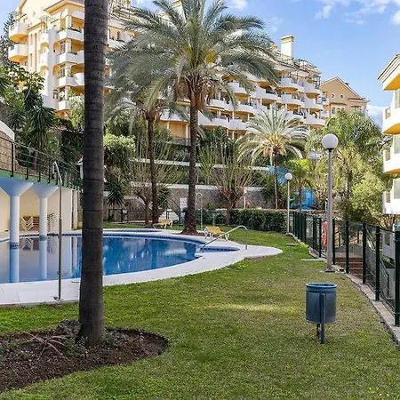 Classy Flat W/ Impressive Views Apartment Marbella